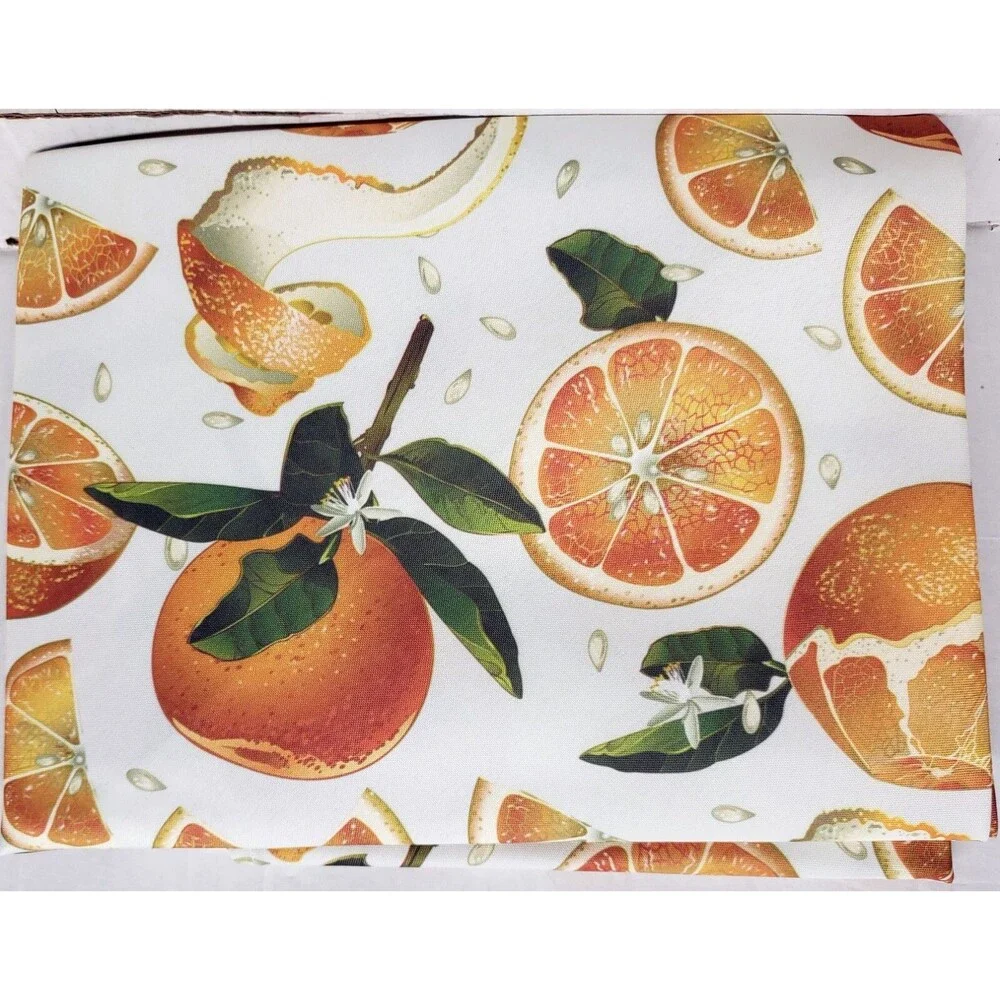 1 Printed Fabric Tablecloth,70